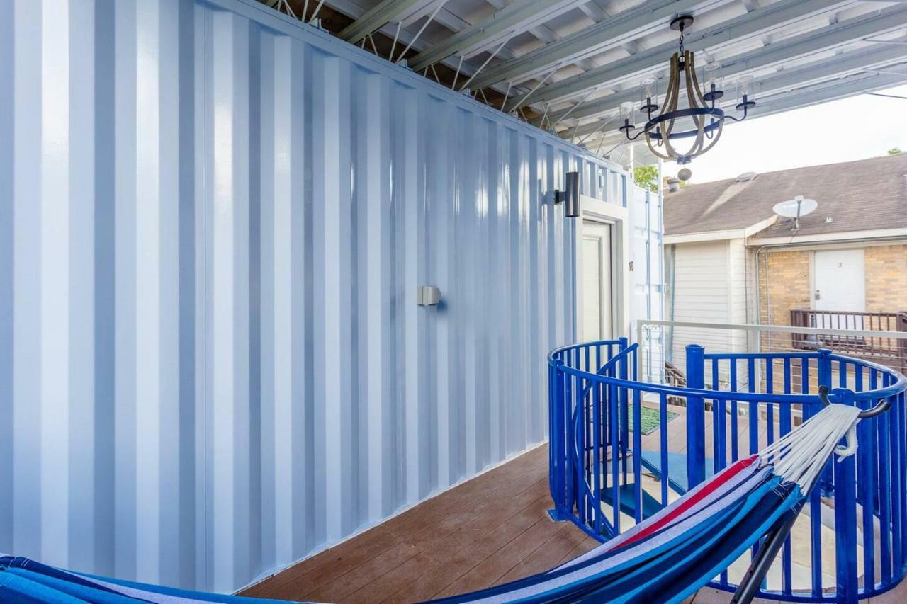 Appartamento East Downtown Micro-Luxe Container Living Pod #9 Houston Esterno foto